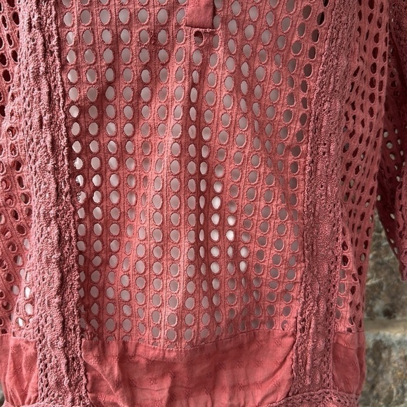 Sundance Terracotta pink eyelet popover blouse top Size Large - Picture 4 of 7